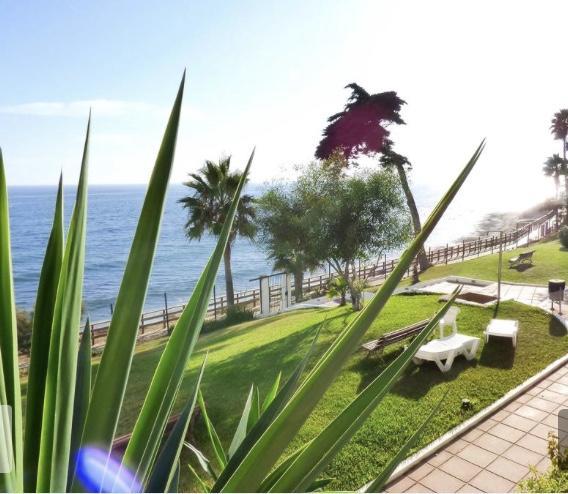 Apartamento Playa Algaida Sitio de Calahonda ภายนอก รูปภาพ