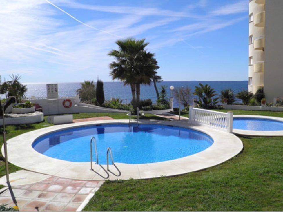 Apartamento Playa Algaida Sitio de Calahonda ภายนอก รูปภาพ